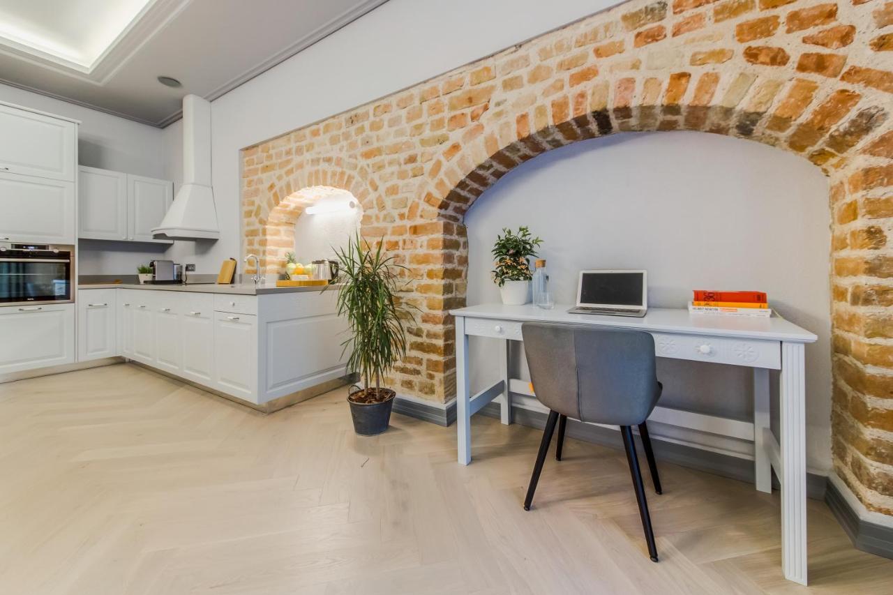 #Stayhere - Modern Luxury Apartments In The Heart Of Old Town فيلنيوس المظهر الخارجي الصورة